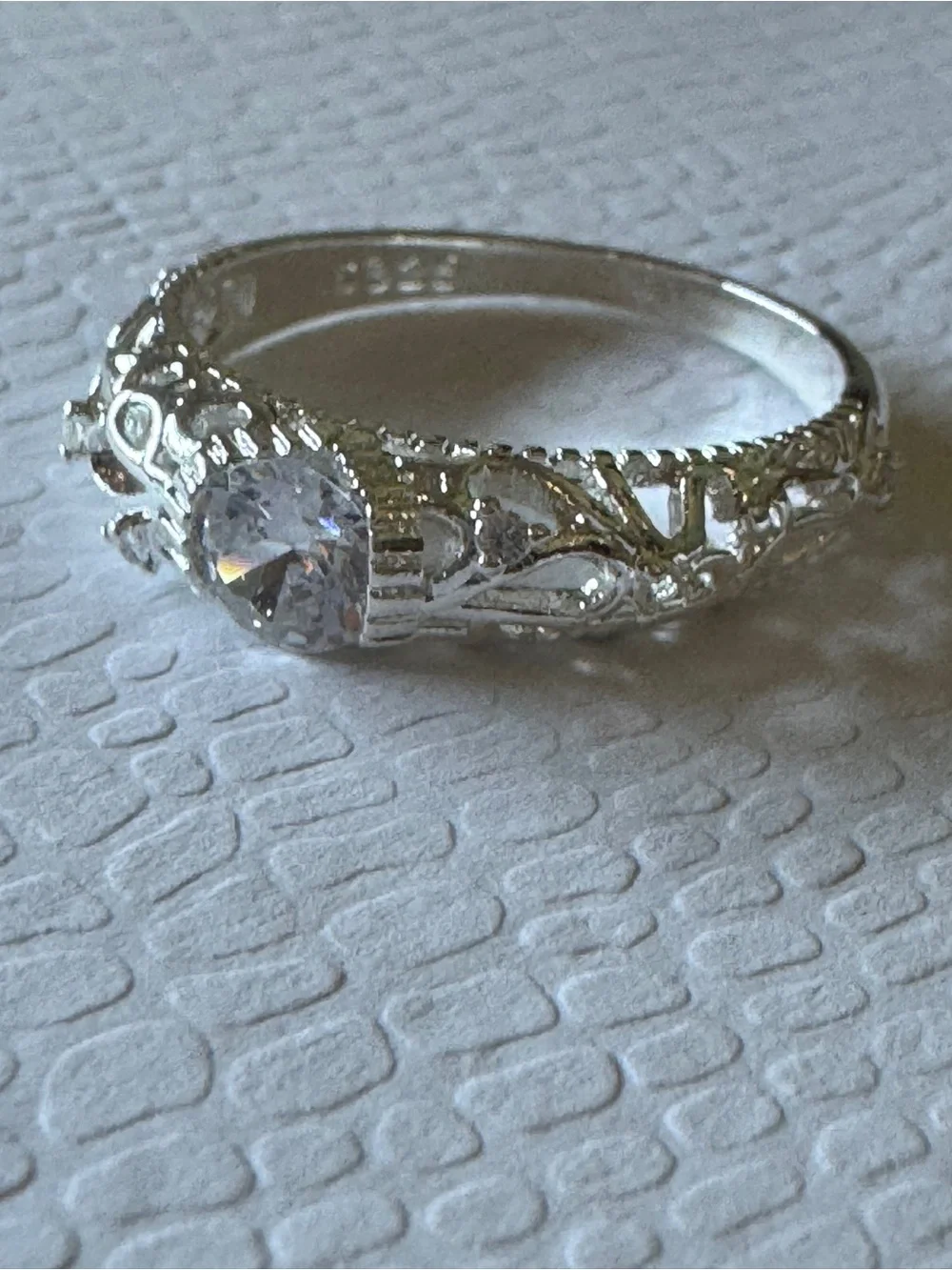 ✨Pristine 925 Sterling Silver Vintage Filigree Grade A Moissanite Ring-0.25 CT!